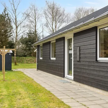 펜션 Human - 10-5km From The Sea By Interhome